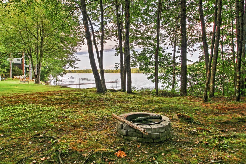 Exterior | Steps to Swan Pond