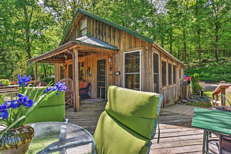 Large Deck | Step-Free Entry | Gas Grill