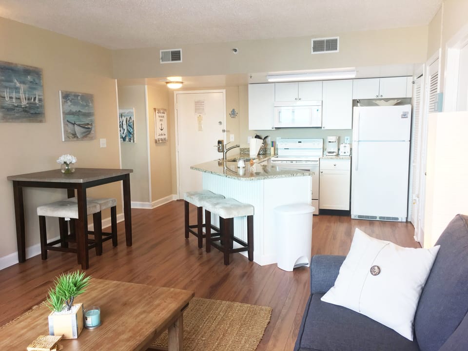 Living Room and Dining for Six at the Table and Counter