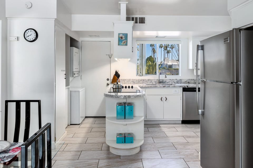 Open kitchen