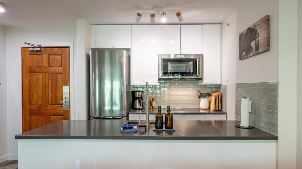 Kitchen *Microwave Convection Oven Only