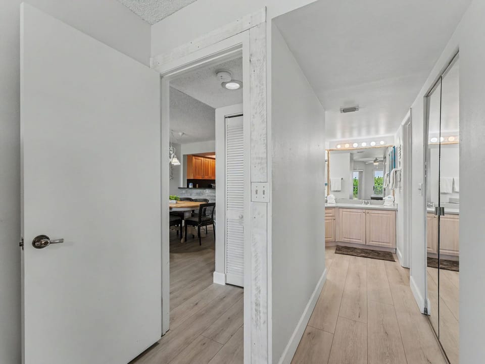 Entrance to Master Bedroom