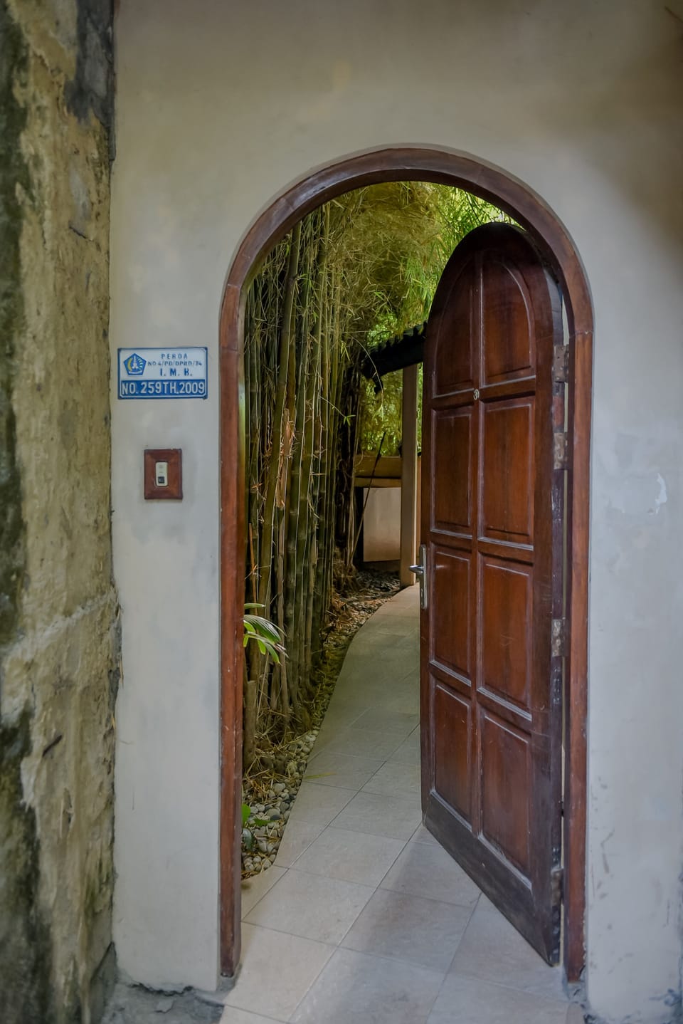 main entrance to villa
