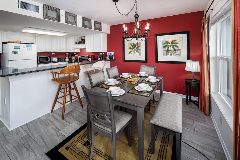 Dining Area - Enjoy a meal at the dining room table