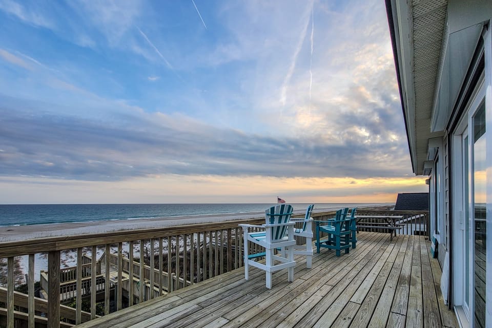 Oceanfront Deck -11