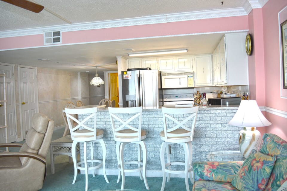LIVING-AREA
