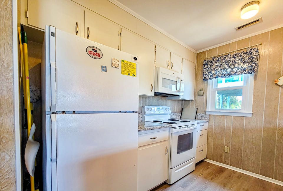 Kitchen-19