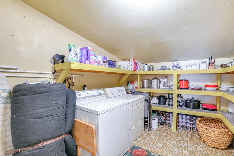 In-Unit Laundry
