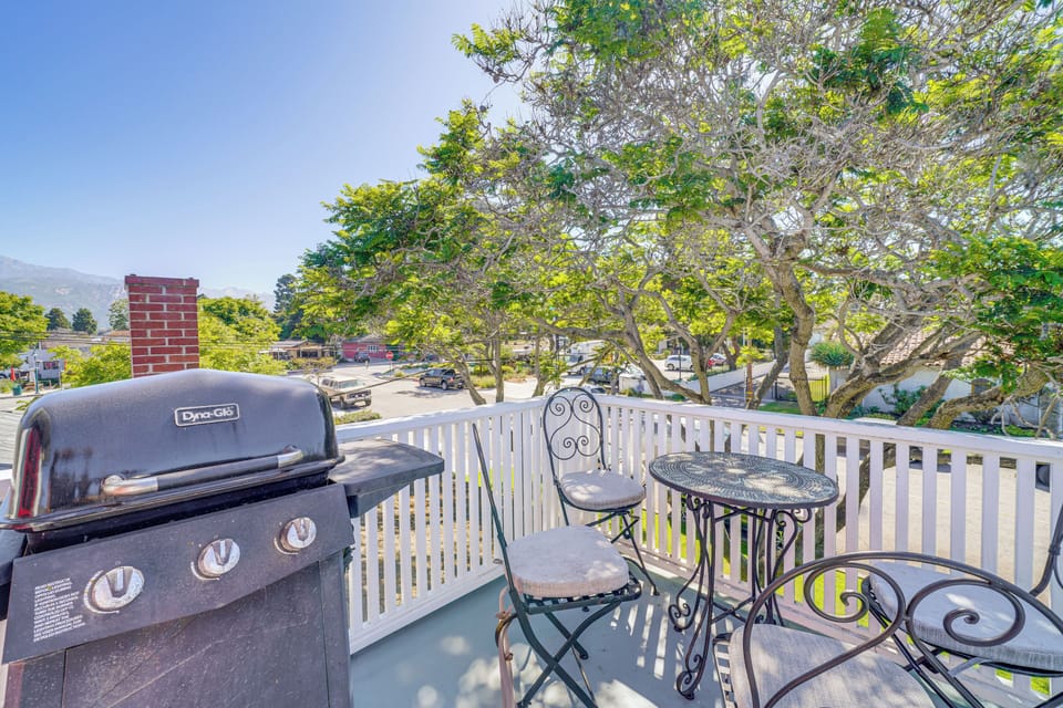 Private Patio | Grill