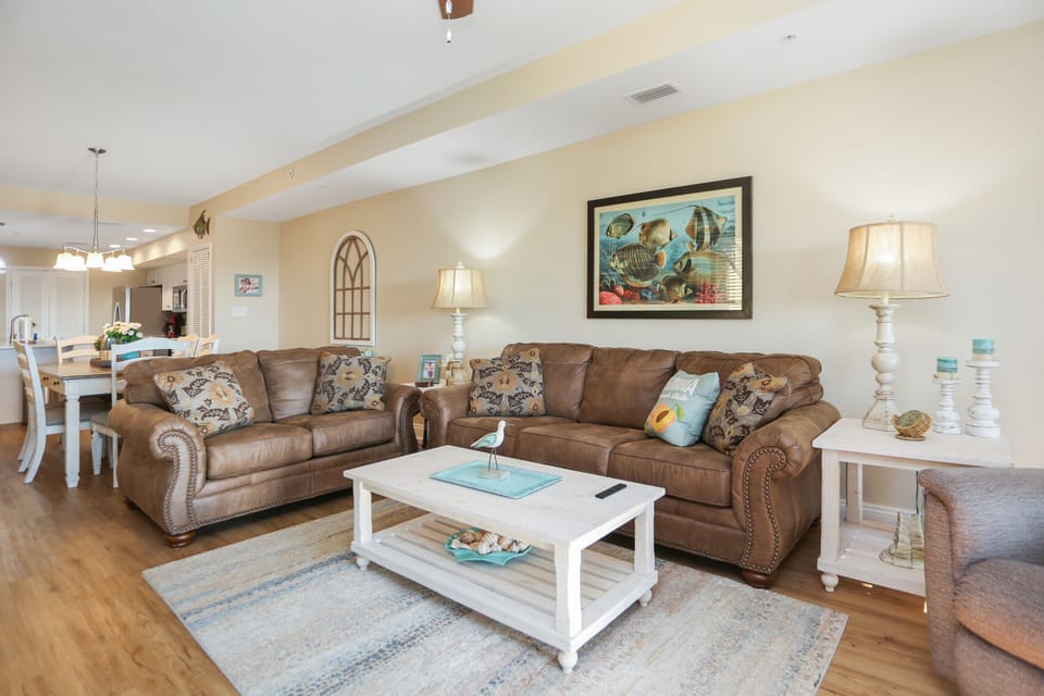 Living Room & Dining Area