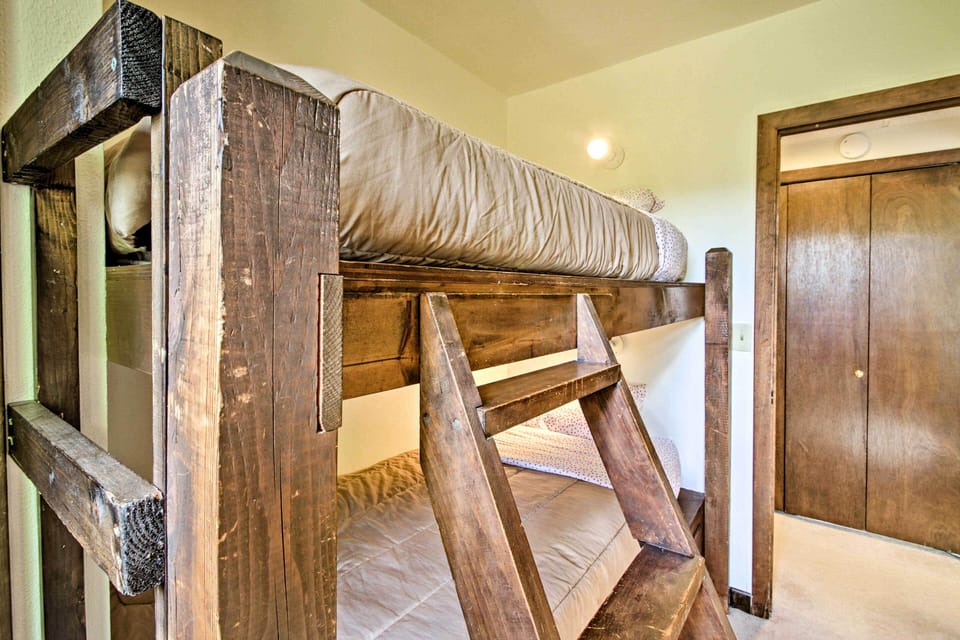 Bedroom 4 | 1st Floor | Twin Bunk Bed | Stairs Required