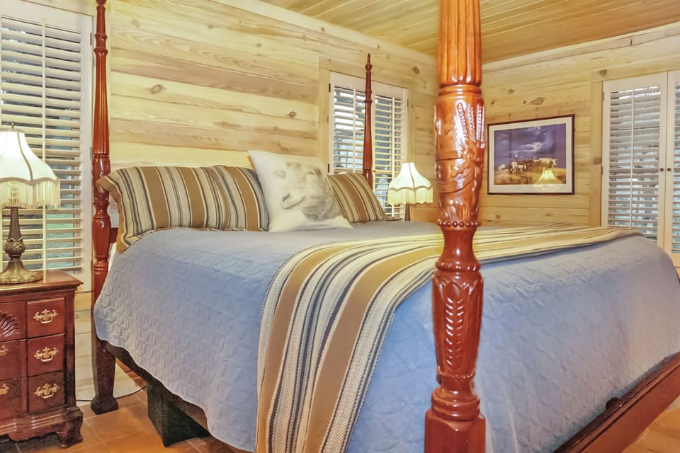 Master bedroom with king size bed
