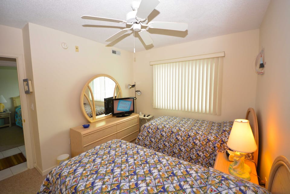 Two Twins Bedroom