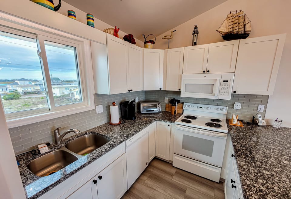 Kitchen -06