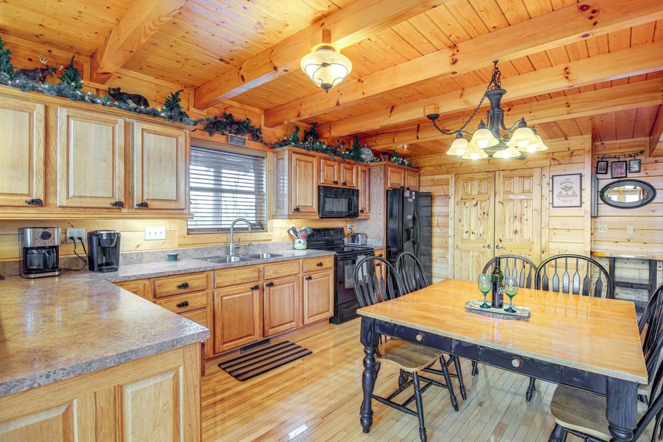 Kitchen | Cooking Basics | Keurig & Drip Coffee Makers | 2nd Floor