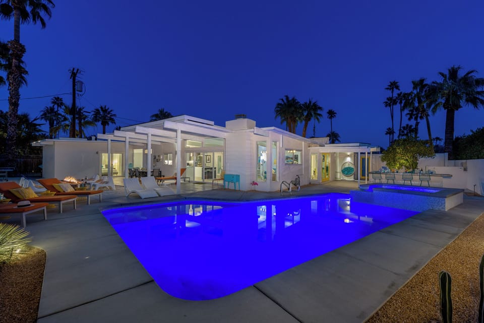 Swim under the stars