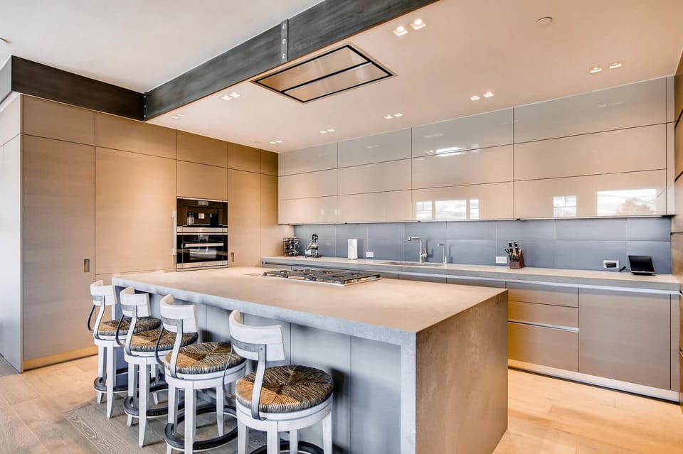 Kitchen - Summer