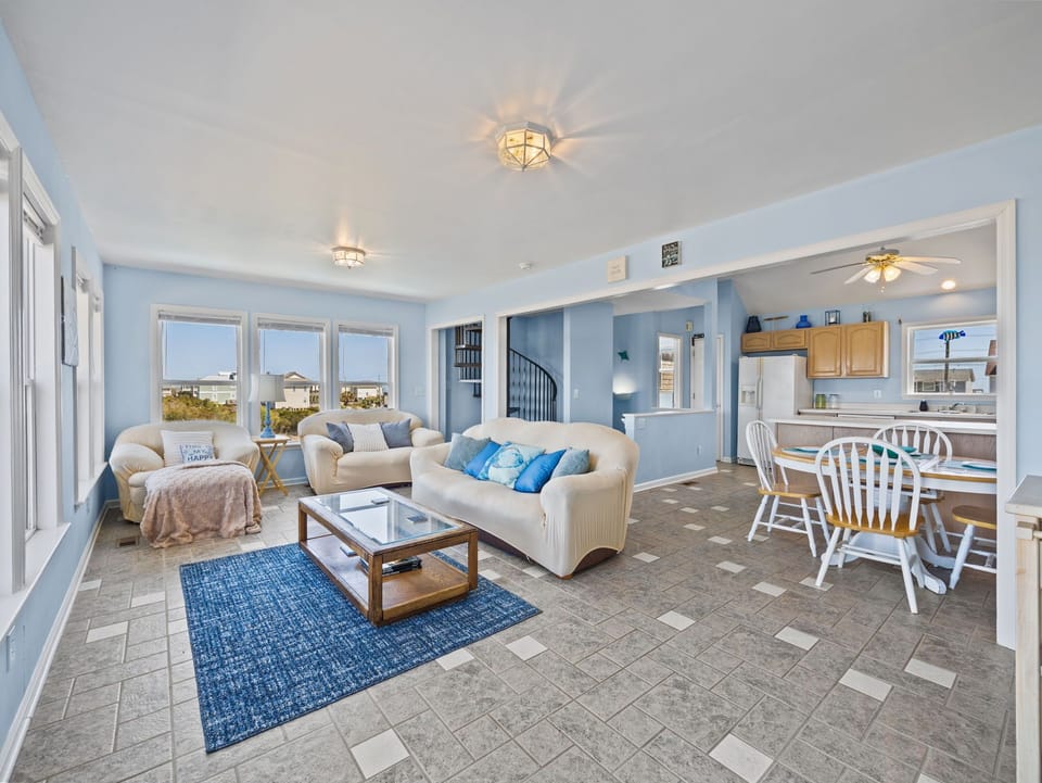 14-web-or-mls-3735 Island Dr. 30