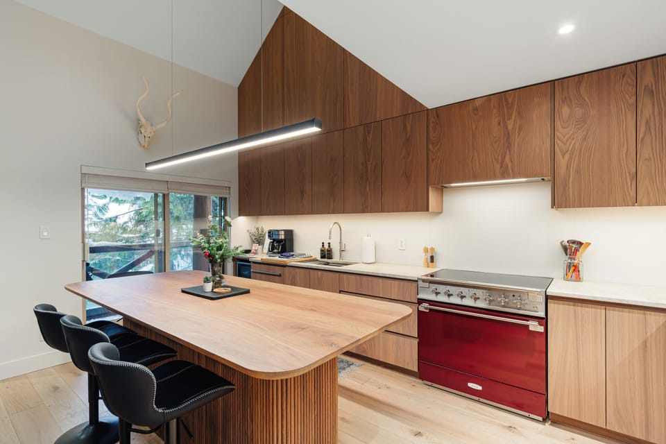 Main Floor - Kitchen