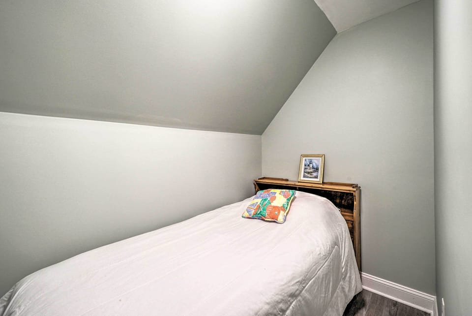 Kiddie Room (Sleeping Nook) | Twin Bed