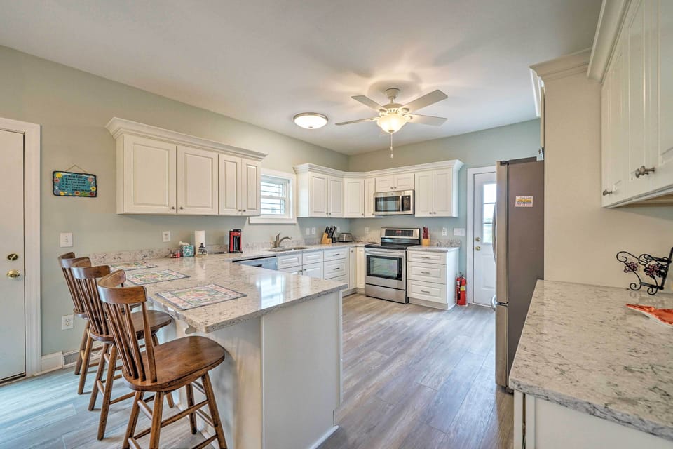 Kitchen | Bar Seating | Cooking Basics