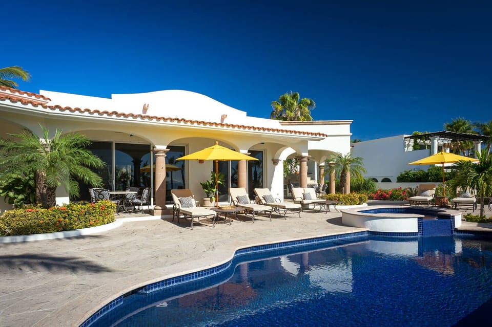 Enjoy all the luxury amenities Villa Las Brisas has to offer when you come to Los Cabos!