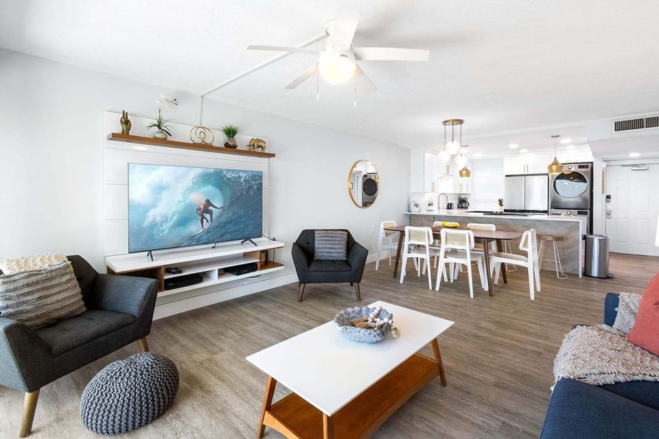 Endless ocean views and natural light make this the ultimate coastal retreat.