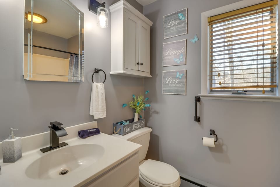 Full Bathroom