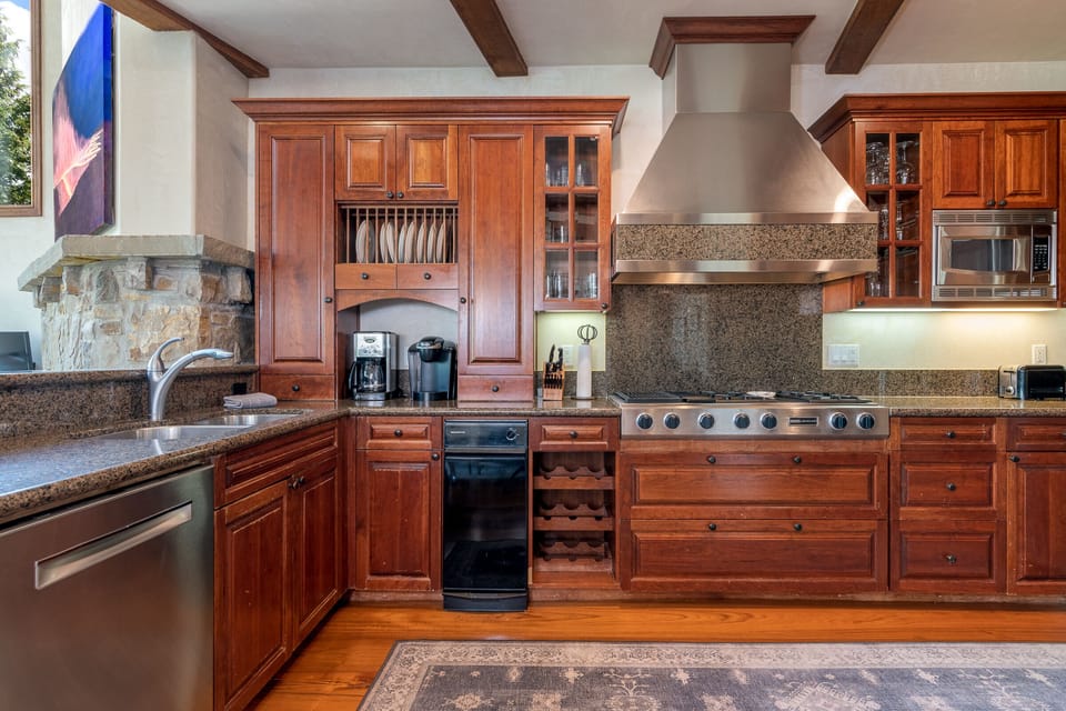 Kitchen - Summer