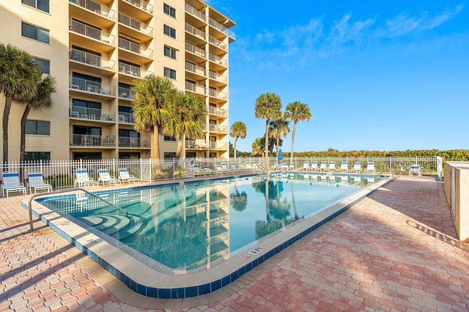 Sparking heated pool