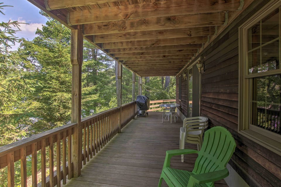 Deck | Gas Grill