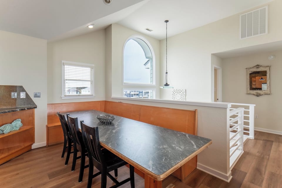 Breakfast Nook