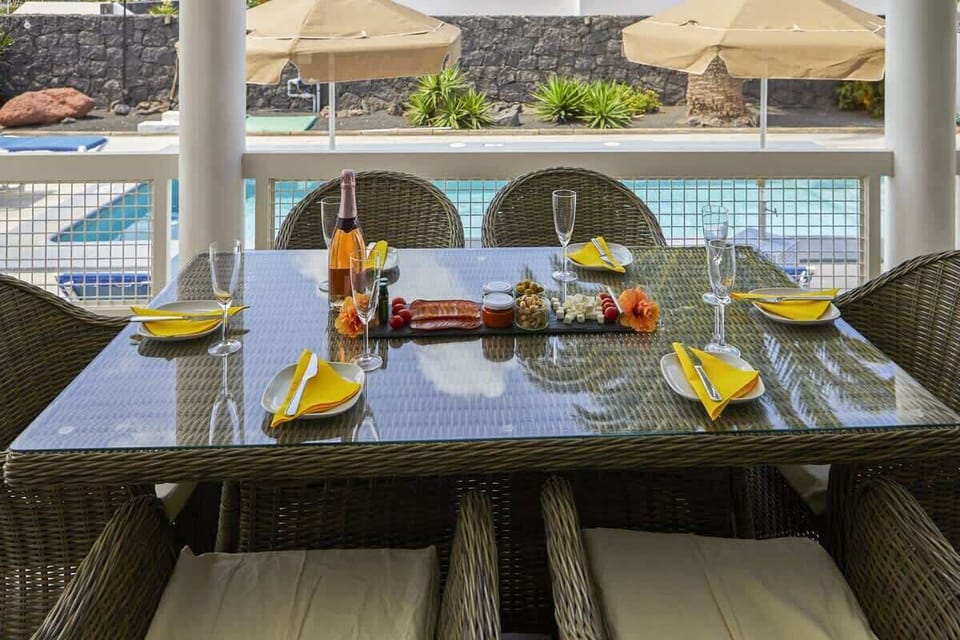 Villa Del Sol - Al Fresco Dining 