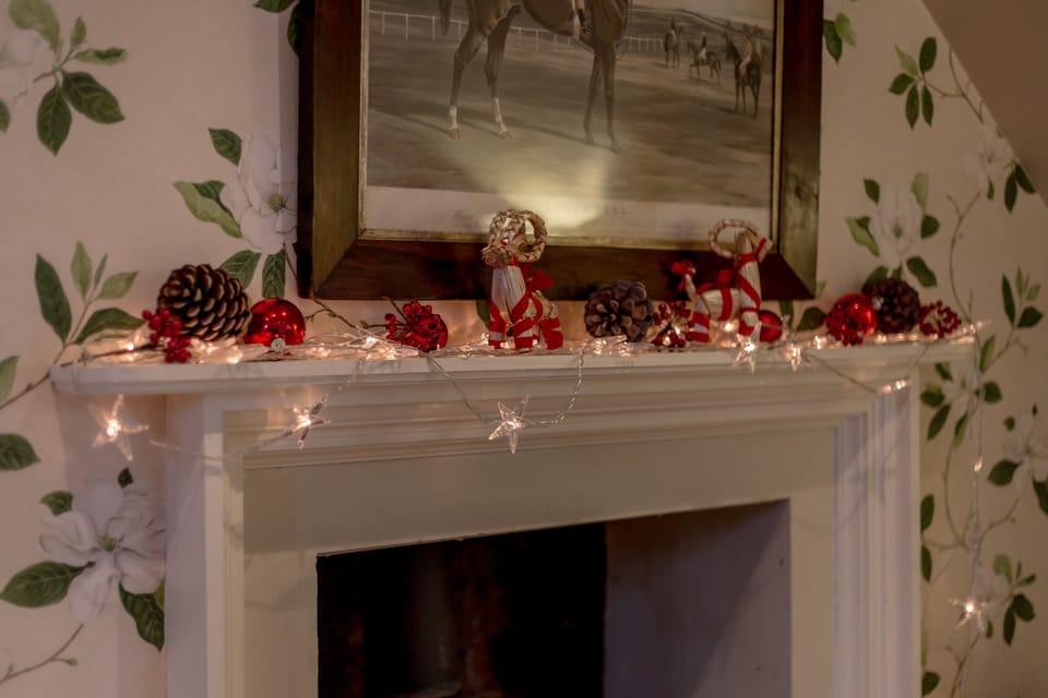 Stables Cottage decorated for Christmas