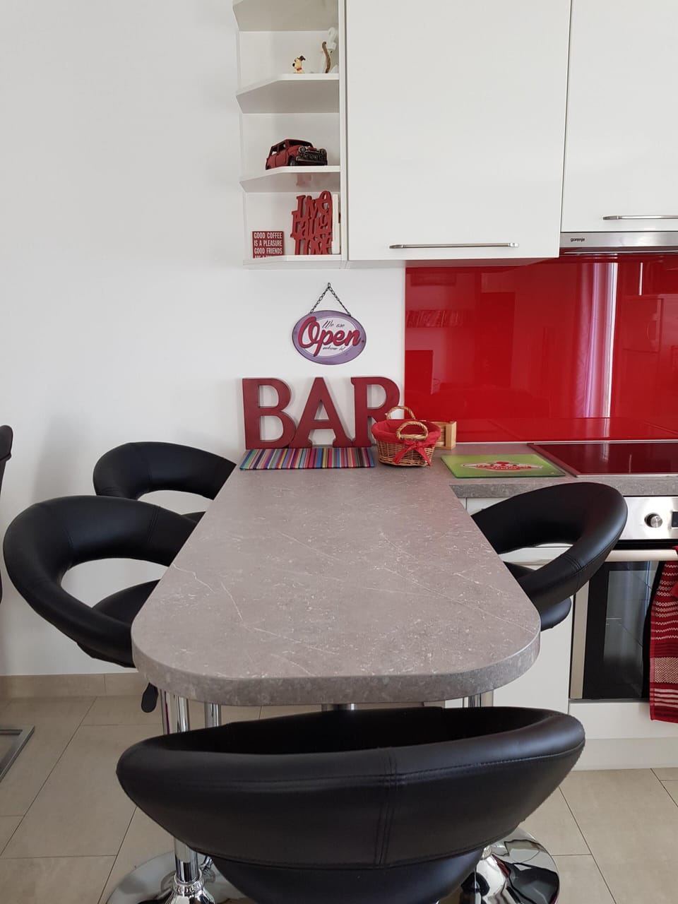 Breakfast bar