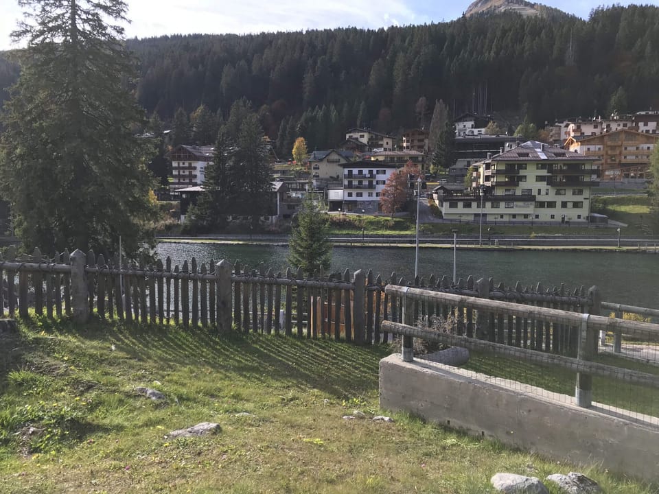 Apartment for rent in Madonna di Campiglio, lake view from the garden