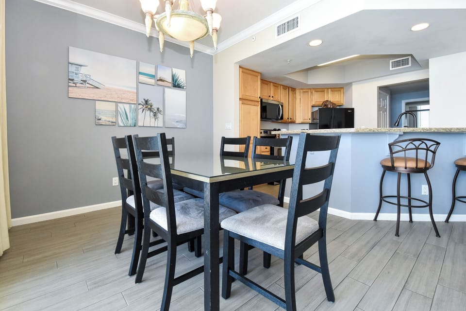 Silver Beach Towers East 1503 - Dining Area