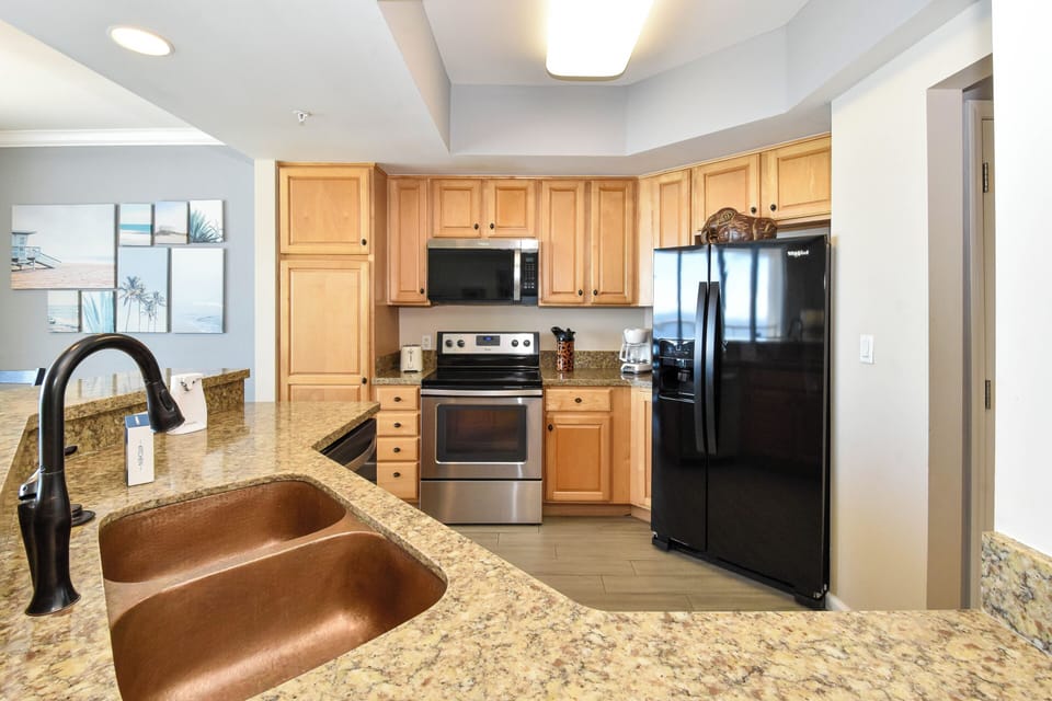 Silver Beach Towers East 1503 - Fully Equipped Kitchen
