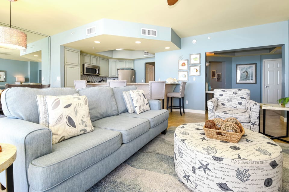 Silver Beach Towers E503 - Open Floor Plan