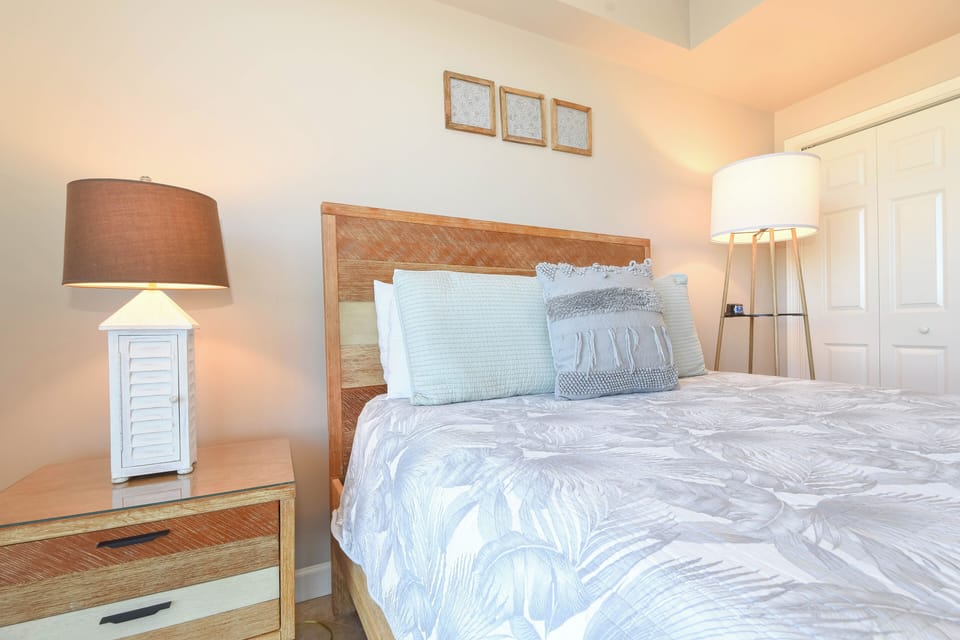 Silver Beach Towers E503 - Guest Bedroom
