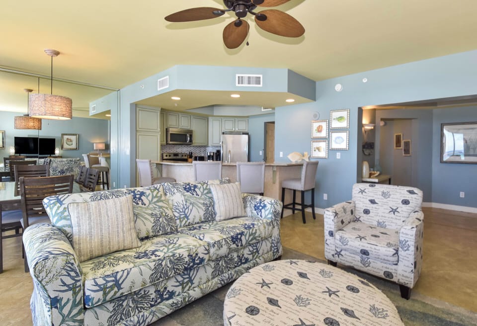 Silver Beach Towers E503 - Open Living Area