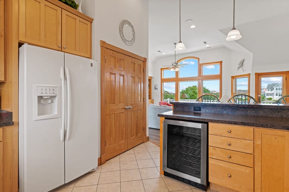 Kitchen - Top Level