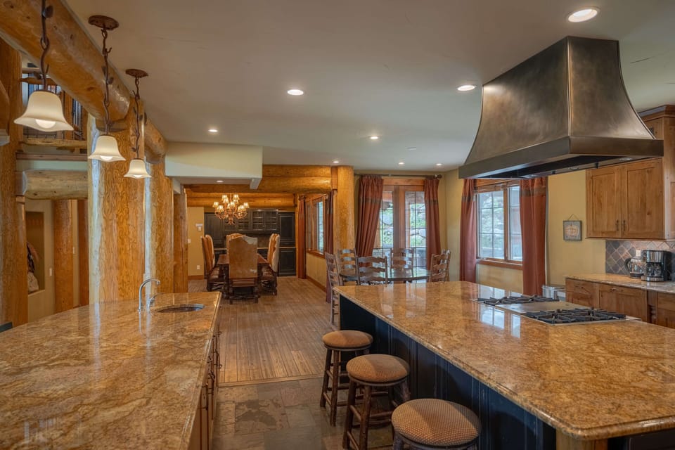 Additional counting seating in the kitchen