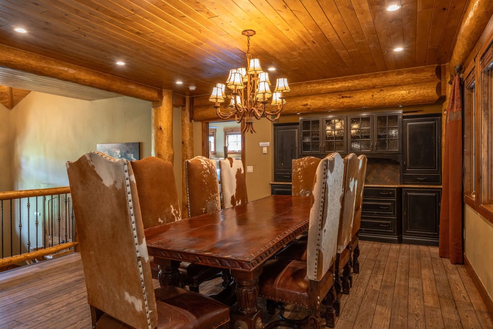Grand dining area seats up to 10