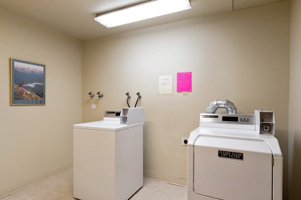 Shared coin operated laundry