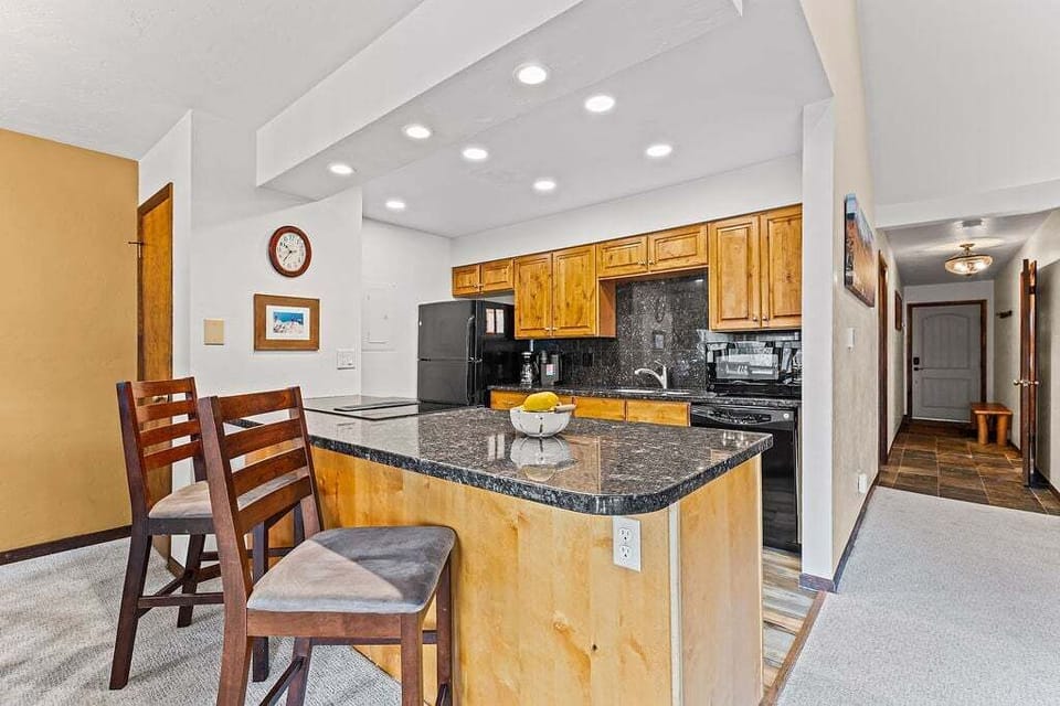 Kitchen - Park Place 304C - Breckenridge Vacation Rental