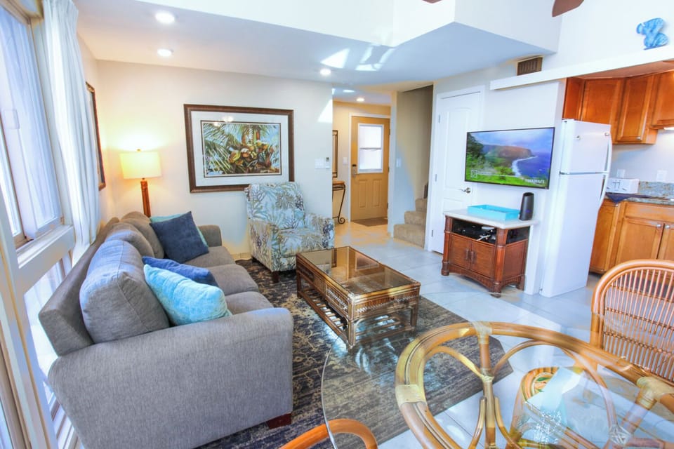A8 Kihei Sands Beachfront Condominiums