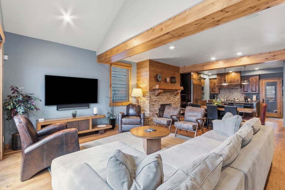 Level 3 - Great Room with Beautiful Hardwood Floors and High-end Finishes - Living Room, Dining Area and Kitchen