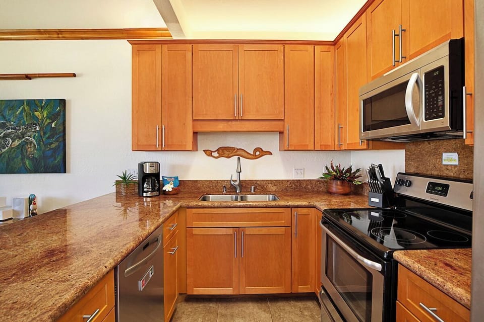 Kitchen - Kahala 614