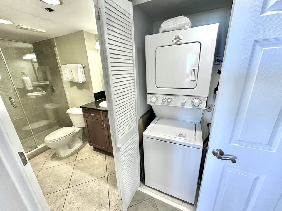 Laundry Center